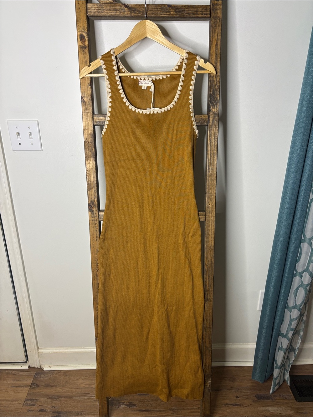 Hem & Thread Mustard Ribbed Maxi Dress with Cream Trim Size L